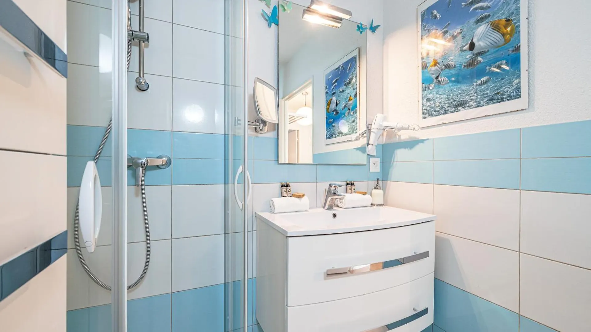 Couette-café Intercontinental Superbe appartement avec piscine Menton